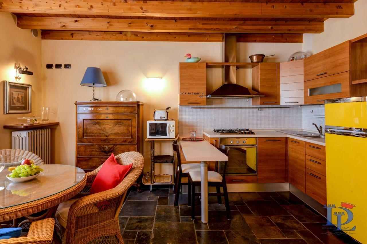 Desenzanoloft Official Partner Marriott Homes & Villas -Penthouse Never Say Never Sirmione Castle View Zewnętrze zdjęcie